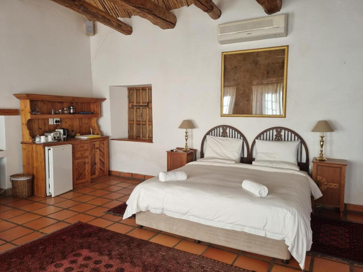 Red Mountain Ridge Karoo Oasis And Guest Farm Apartamento Buffelskloof Exterior foto