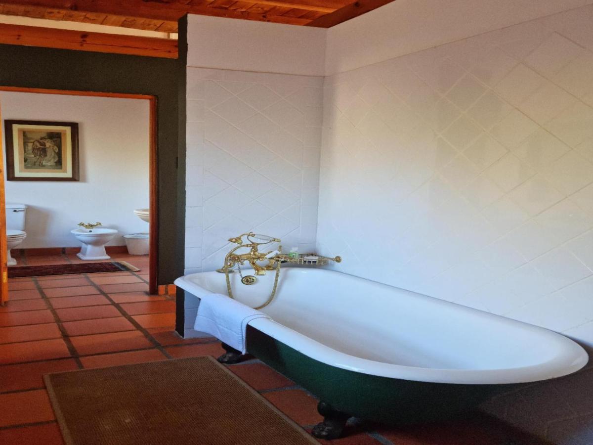 Red Mountain Ridge Karoo Oasis And Guest Farm Apartamento Buffelskloof Exterior foto